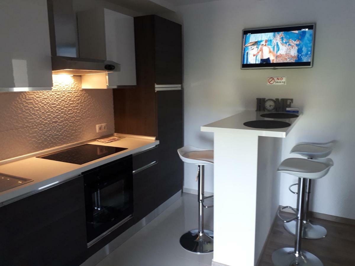 Apartman Skribulja Zupanja Exterior foto
